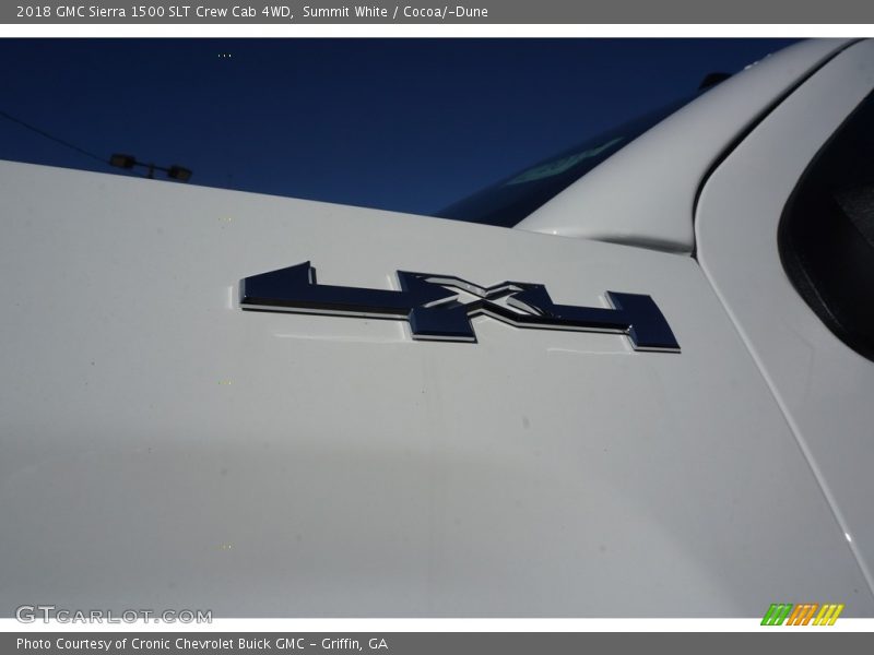 Summit White / Cocoa/­Dune 2018 GMC Sierra 1500 SLT Crew Cab 4WD
