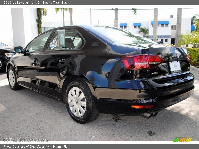 Black / Titan Black 2016 Volkswagen Jetta S