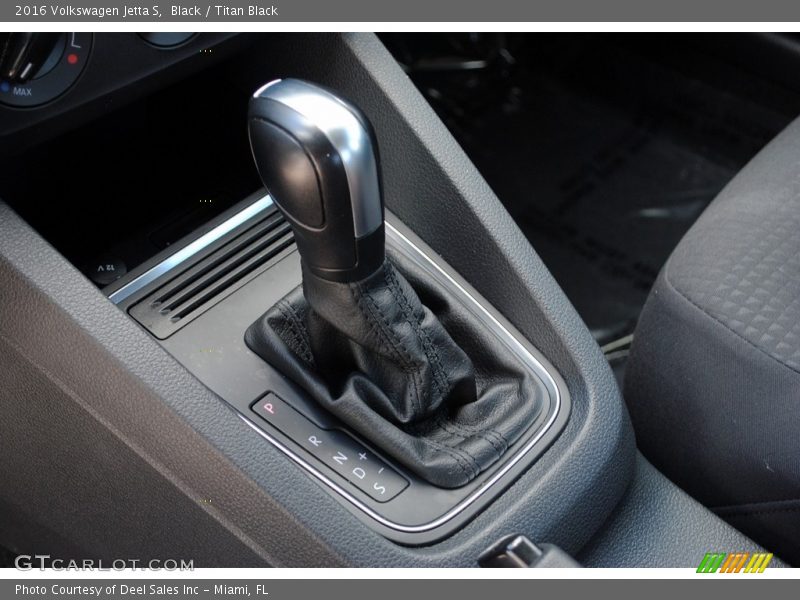 Black / Titan Black 2016 Volkswagen Jetta S