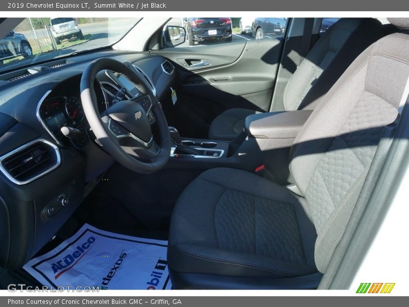 Summit White / Jet Black 2019 Chevrolet Equinox LT