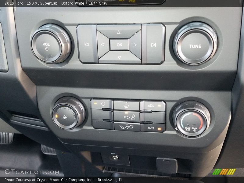 Controls of 2019 F150 XL SuperCab