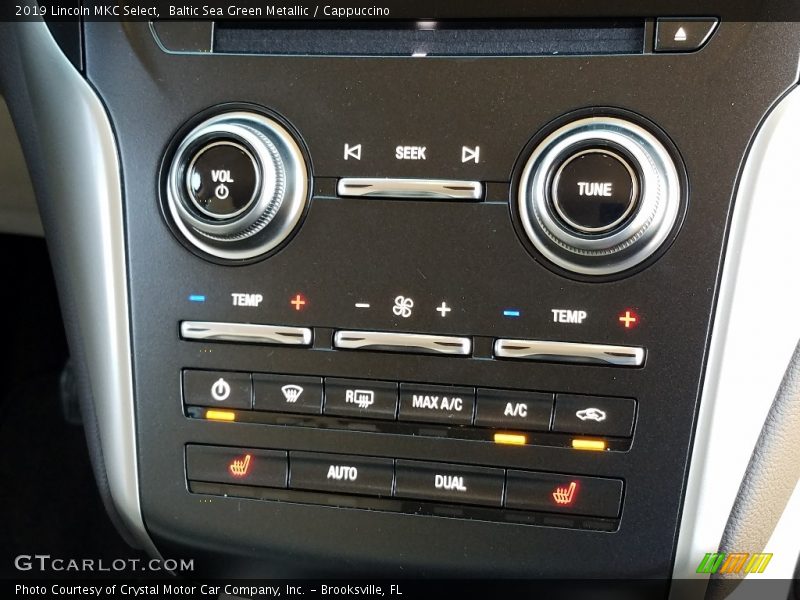 Baltic Sea Green Metallic / Cappuccino 2019 Lincoln MKC Select