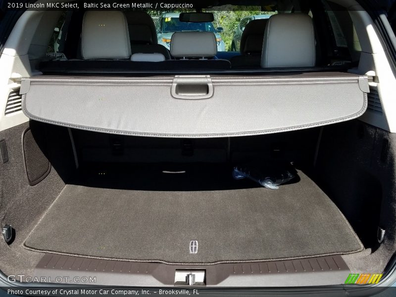  2019 MKC Select Trunk