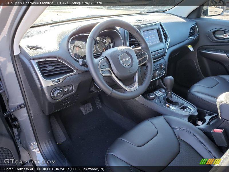 Sting-Gray / Black 2019 Jeep Cherokee Latitude Plus 4x4
