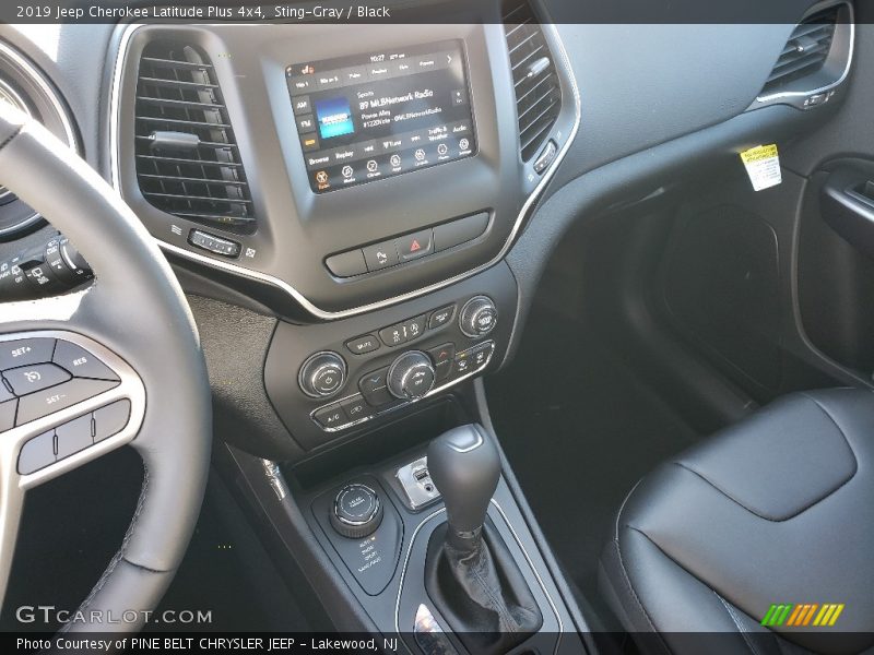 Sting-Gray / Black 2019 Jeep Cherokee Latitude Plus 4x4