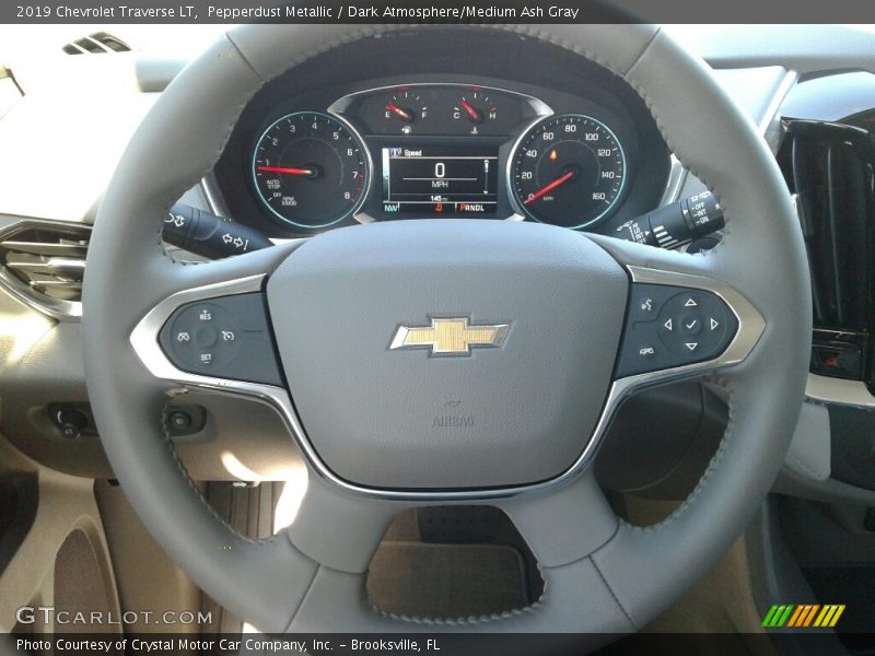Pepperdust Metallic / Dark Atmosphere/Medium Ash Gray 2019 Chevrolet Traverse LT