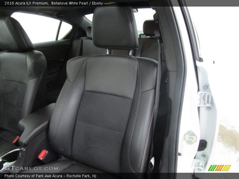 Bellanova White Pearl / Ebony 2016 Acura ILX Premium