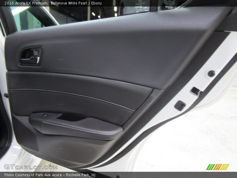 Bellanova White Pearl / Ebony 2016 Acura ILX Premium