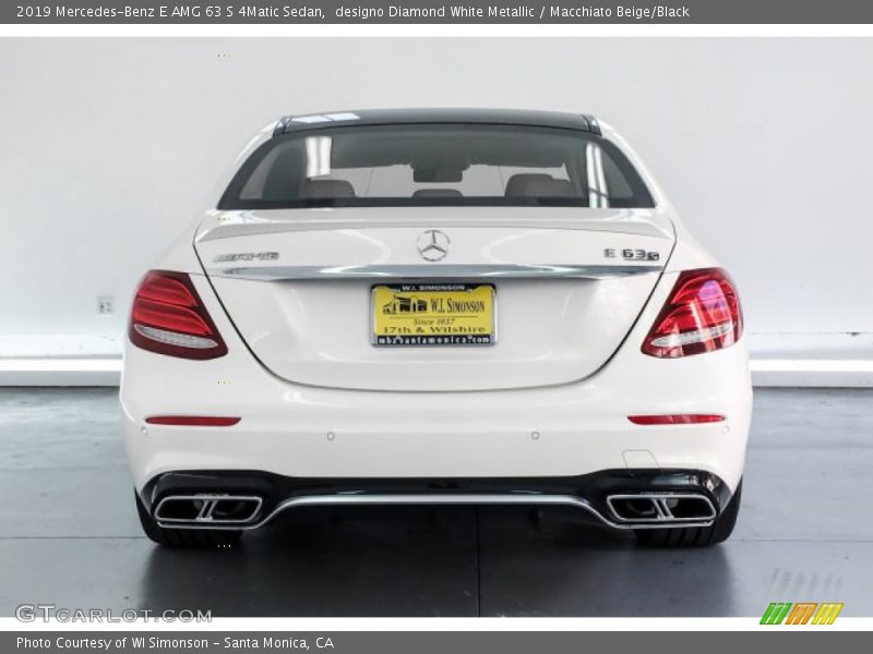 designo Diamond White Metallic / Macchiato Beige/Black 2019 Mercedes-Benz E AMG 63 S 4Matic Sedan