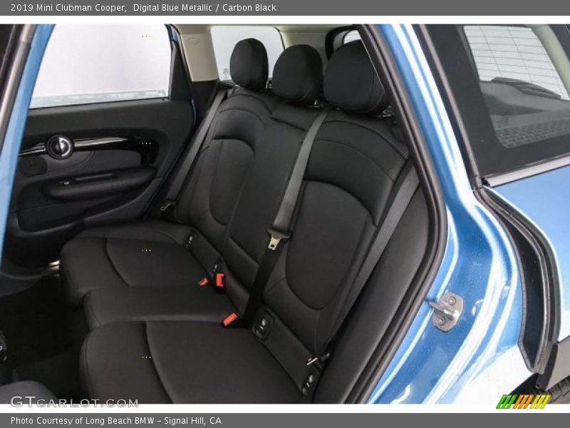 Digital Blue Metallic / Carbon Black 2019 Mini Clubman Cooper