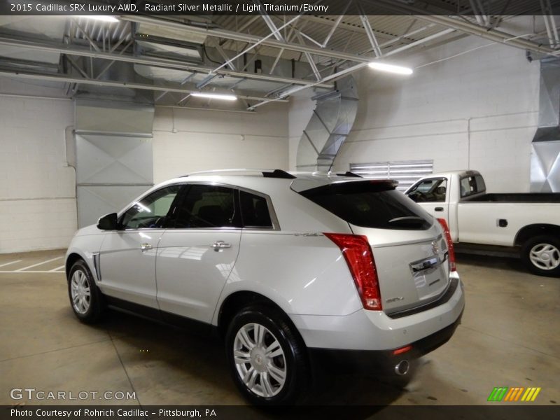 Radiant Silver Metallic / Light Titanium/Ebony 2015 Cadillac SRX Luxury AWD