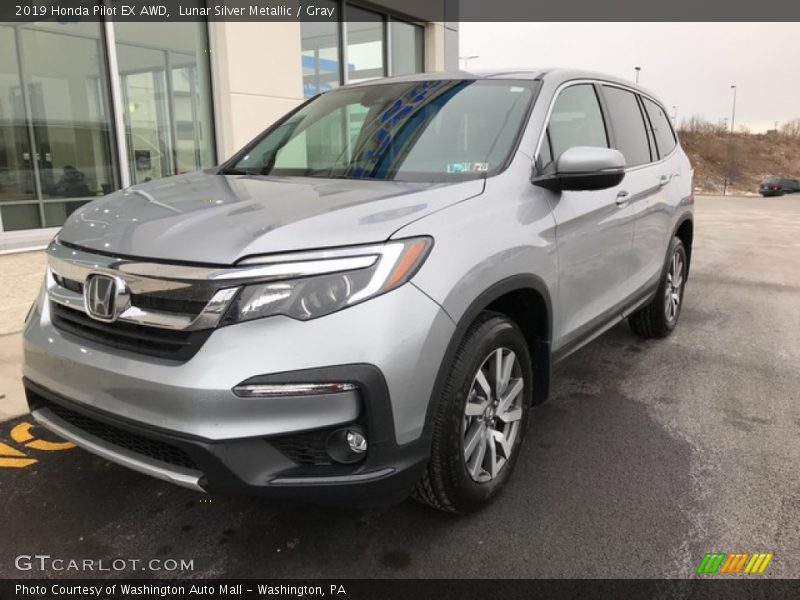 Lunar Silver Metallic / Gray 2019 Honda Pilot EX AWD