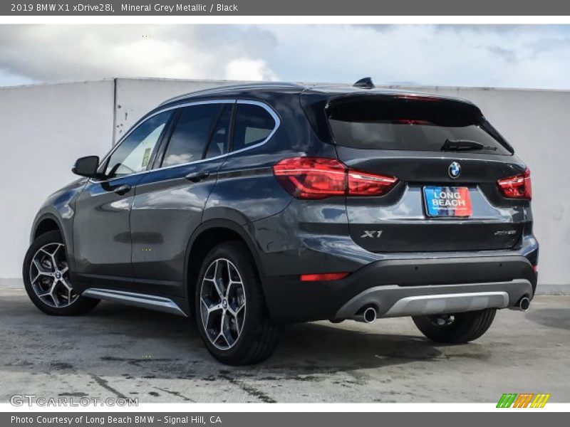 Mineral Grey Metallic / Black 2019 BMW X1 xDrive28i