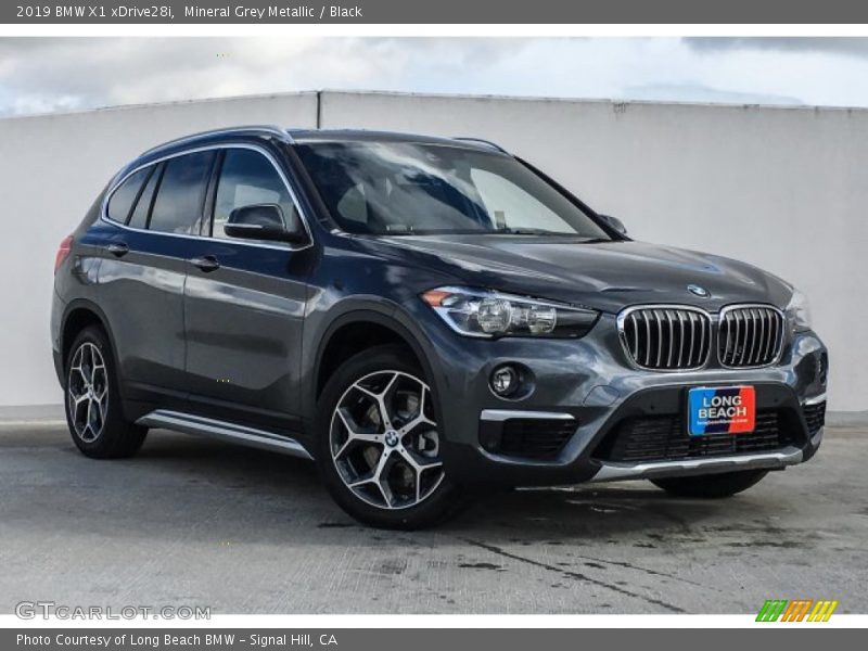 Mineral Grey Metallic / Black 2019 BMW X1 xDrive28i