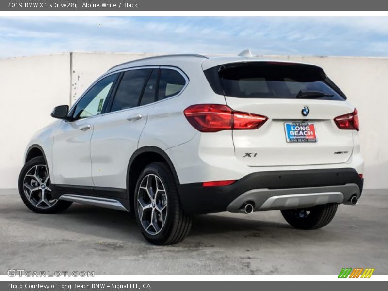 Alpine White / Black 2019 BMW X1 sDrive28i