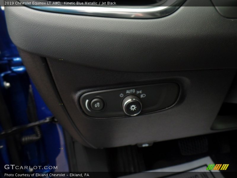 Kinetic Blue Metallic / Jet Black 2019 Chevrolet Equinox LT AWD