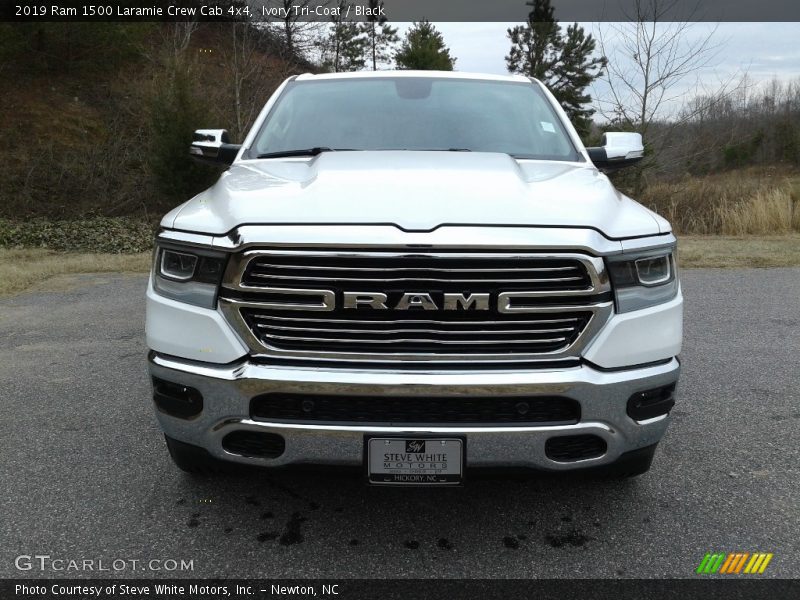 Ivory Tri–Coat / Black 2019 Ram 1500 Laramie Crew Cab 4x4