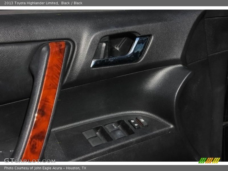 Black / Black 2013 Toyota Highlander Limited
