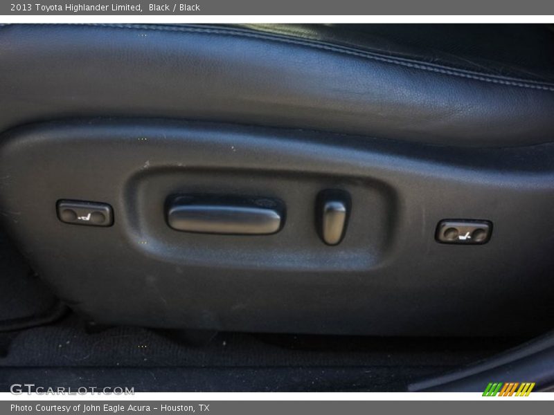 Black / Black 2013 Toyota Highlander Limited