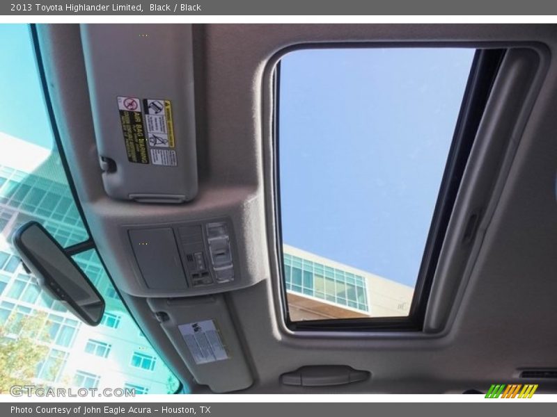 Black / Black 2013 Toyota Highlander Limited