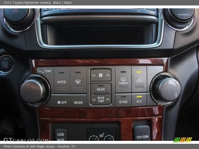 Black / Black 2013 Toyota Highlander Limited