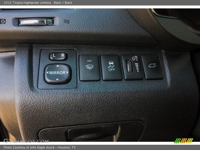 Black / Black 2013 Toyota Highlander Limited