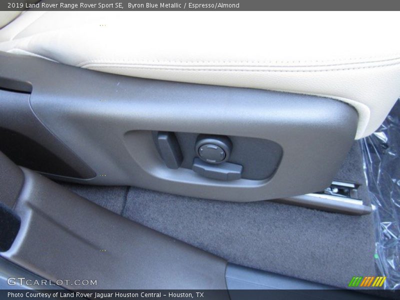 Byron Blue Metallic / Espresso/Almond 2019 Land Rover Range Rover Sport SE