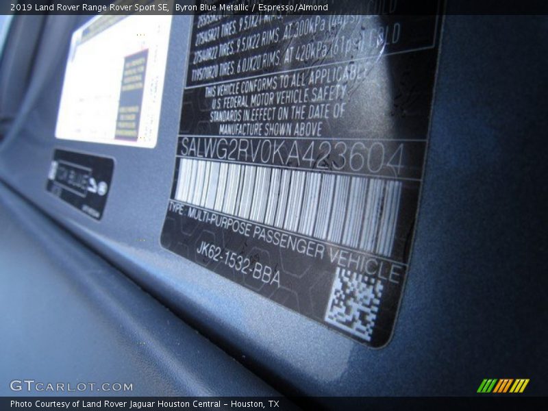 Byron Blue Metallic / Espresso/Almond 2019 Land Rover Range Rover Sport SE