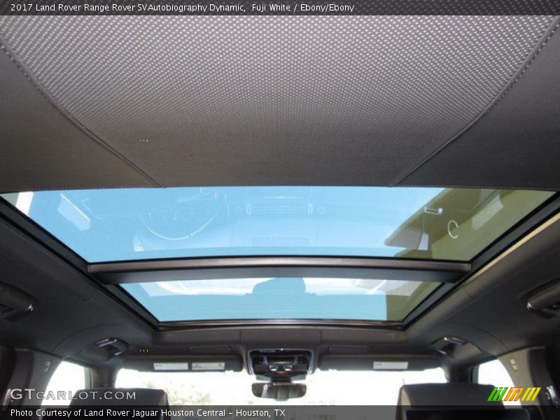 Fuji White / Ebony/Ebony 2017 Land Rover Range Rover SVAutobiography Dynamic