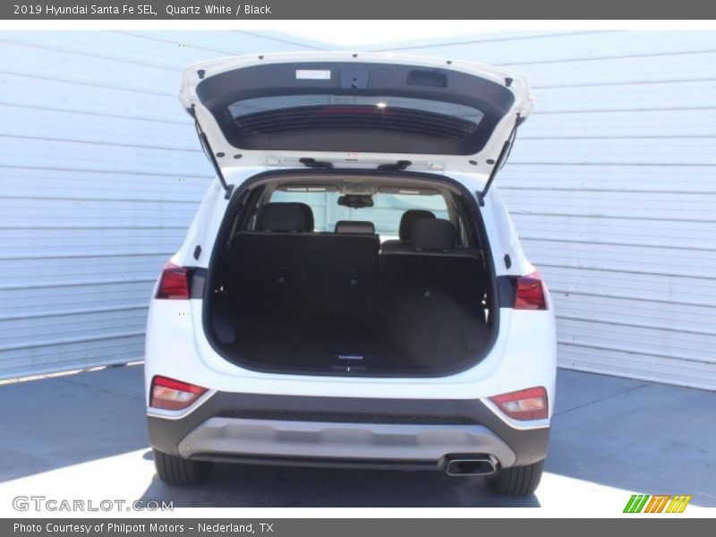 Quartz White / Black 2019 Hyundai Santa Fe SEL