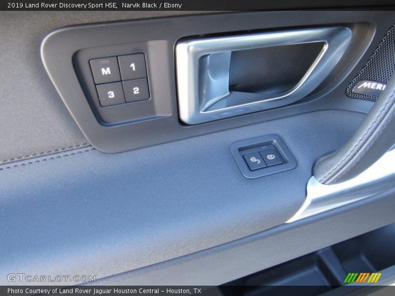 Controls of 2019 Discovery Sport HSE
