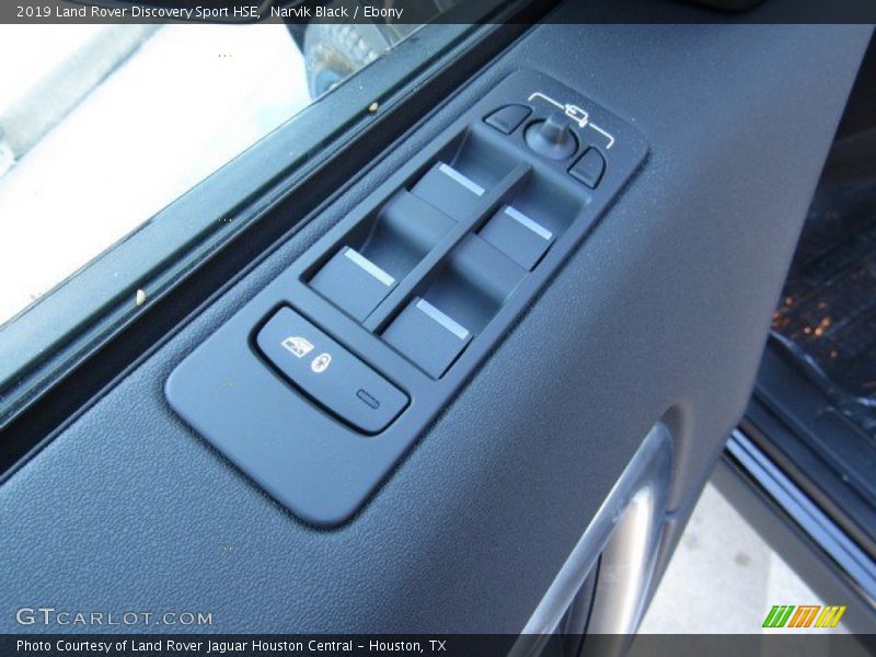 Controls of 2019 Discovery Sport HSE