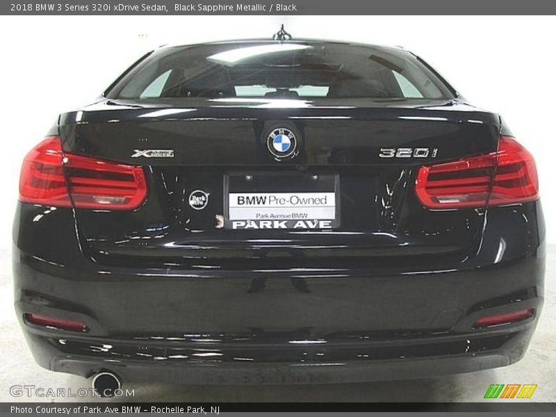 Black Sapphire Metallic / Black 2018 BMW 3 Series 320i xDrive Sedan
