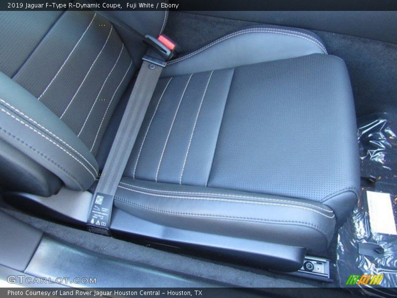 Fuji White / Ebony 2019 Jaguar F-Type R-Dynamic Coupe