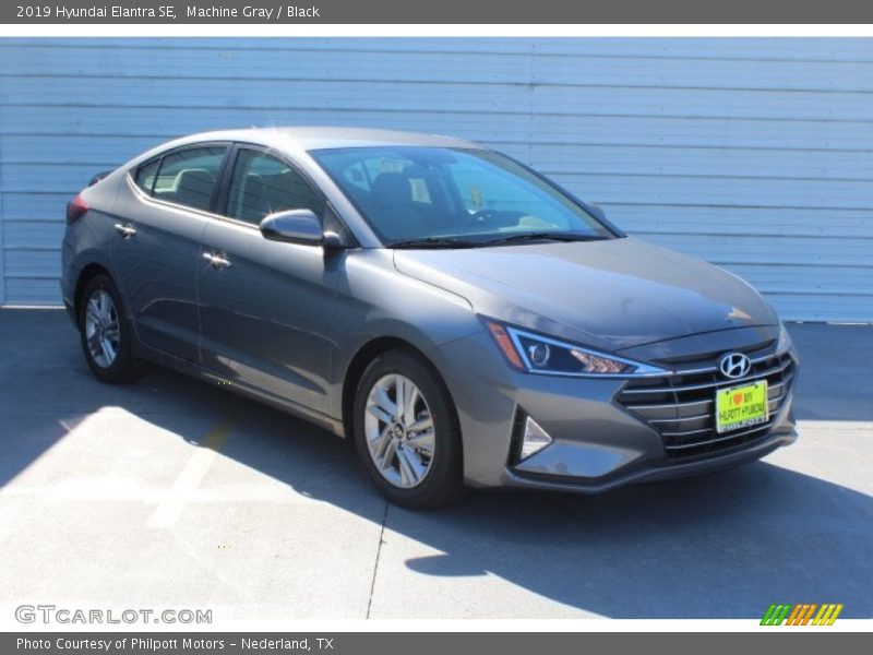 Machine Gray / Black 2019 Hyundai Elantra SE