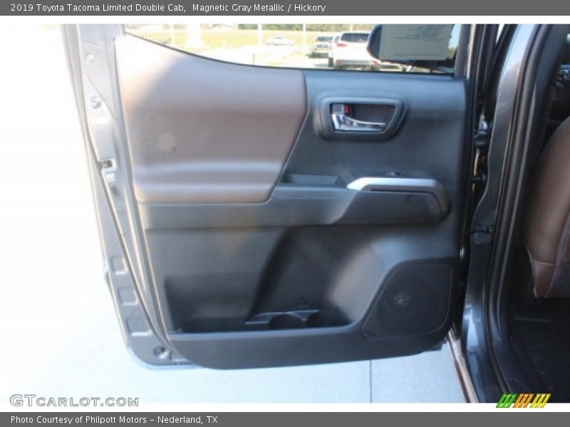 Magnetic Gray Metallic / Hickory 2019 Toyota Tacoma Limited Double Cab