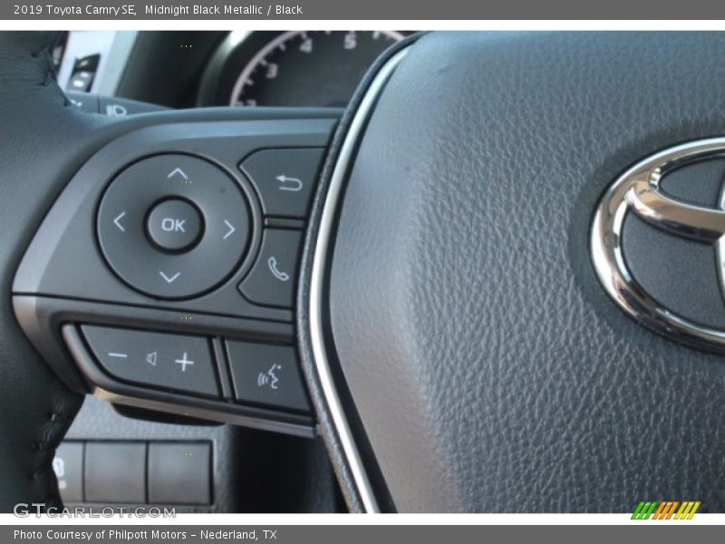 Midnight Black Metallic / Black 2019 Toyota Camry SE