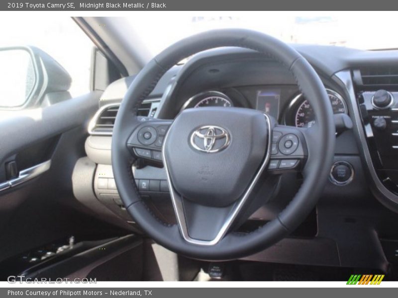 Midnight Black Metallic / Black 2019 Toyota Camry SE
