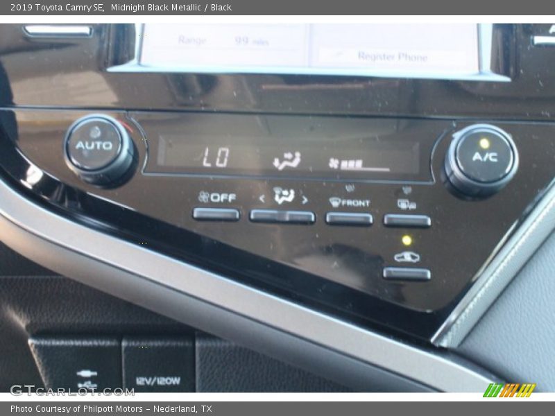 Midnight Black Metallic / Black 2019 Toyota Camry SE