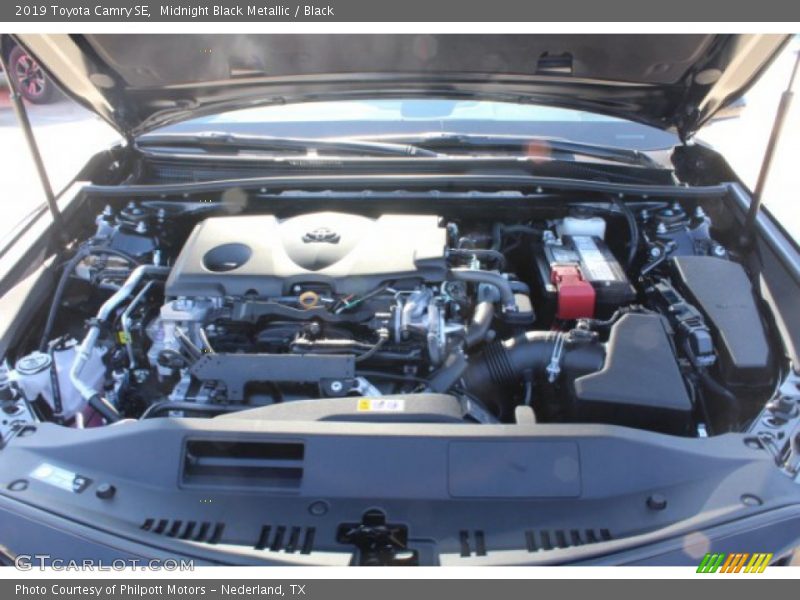 Midnight Black Metallic / Black 2019 Toyota Camry SE