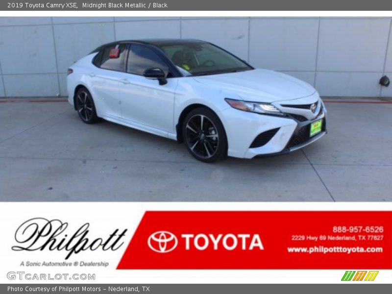 Midnight Black Metallic / Black 2019 Toyota Camry XSE
