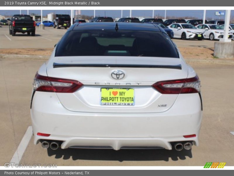Midnight Black Metallic / Black 2019 Toyota Camry XSE