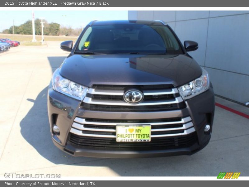 Predawn Gray Mica / Black 2019 Toyota Highlander XLE