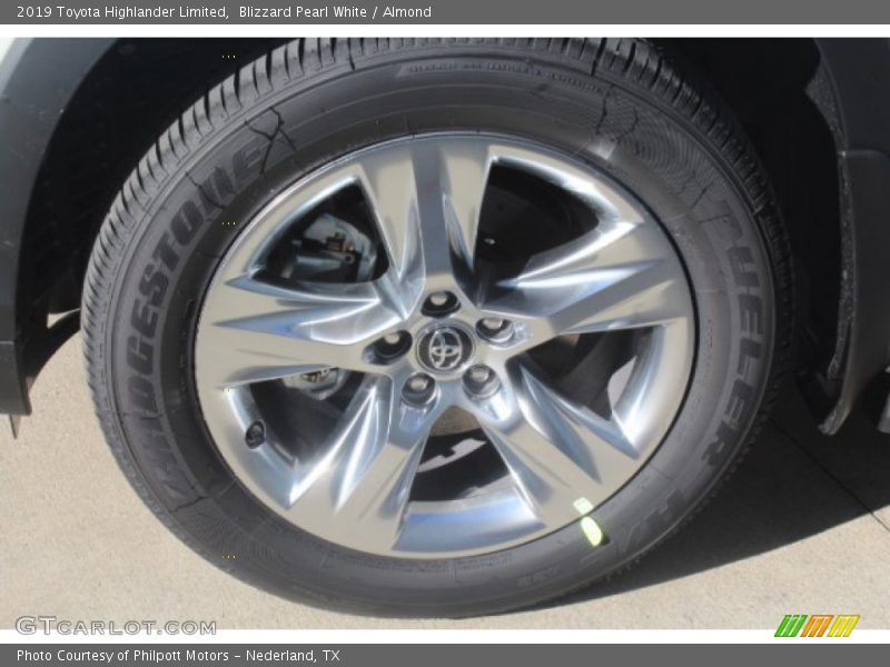 Blizzard Pearl White / Almond 2019 Toyota Highlander Limited