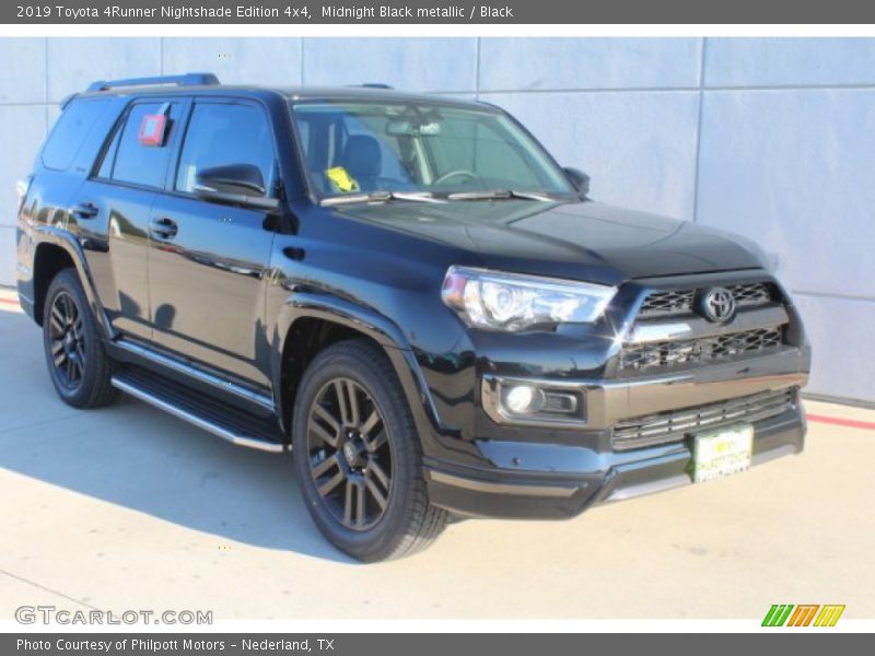 Midnight Black metallic / Black 2019 Toyota 4Runner Nightshade Edition 4x4