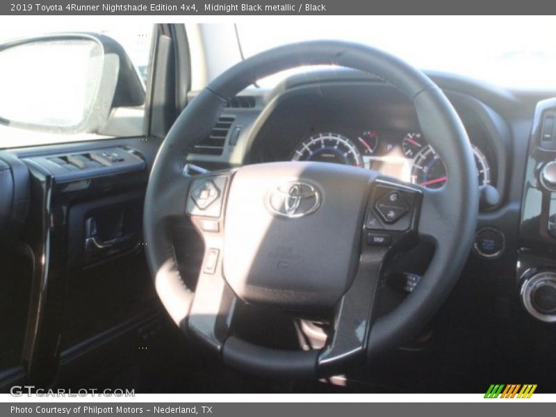 Midnight Black metallic / Black 2019 Toyota 4Runner Nightshade Edition 4x4