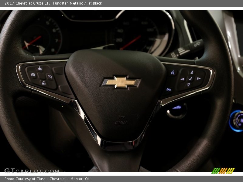 Tungsten Metallic / Jet Black 2017 Chevrolet Cruze LT