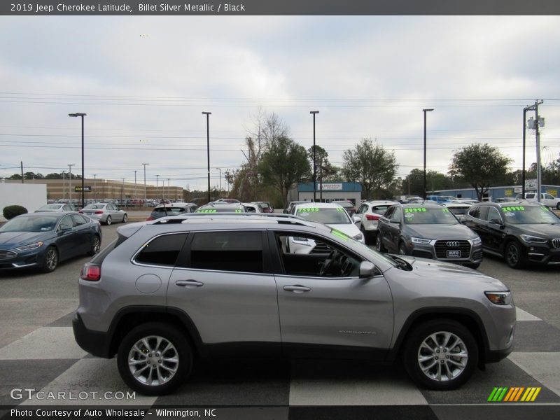 Billet Silver Metallic / Black 2019 Jeep Cherokee Latitude
