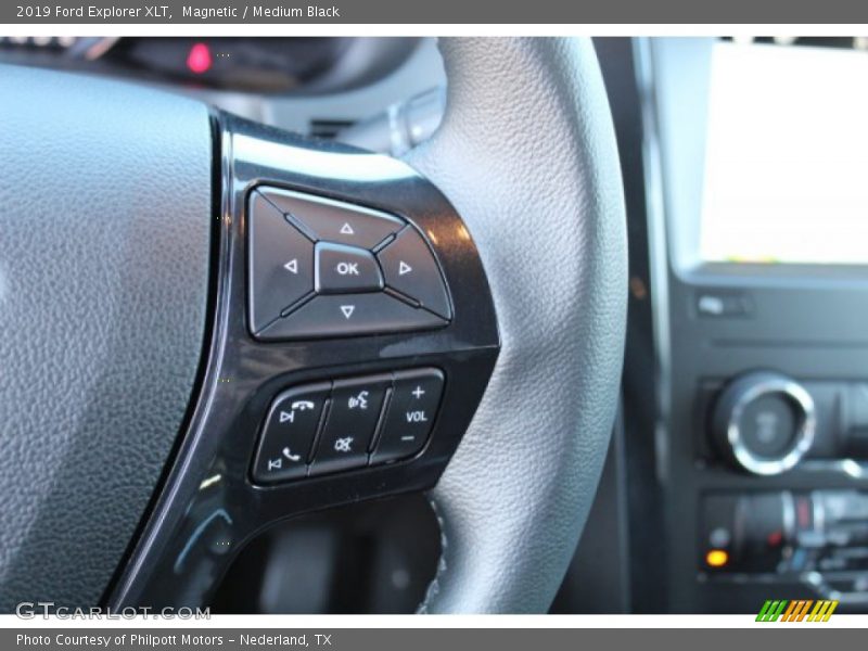 Magnetic / Medium Black 2019 Ford Explorer XLT