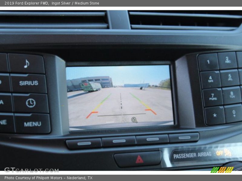 Ingot Silver / Medium Stone 2019 Ford Explorer FWD